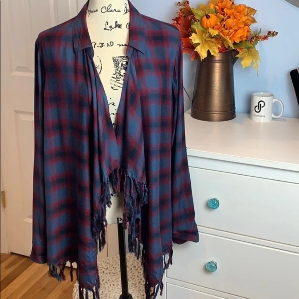 Willow & Clay Aria Plaid Fringe Kimono Medium NWOT - Picture 2 of 8